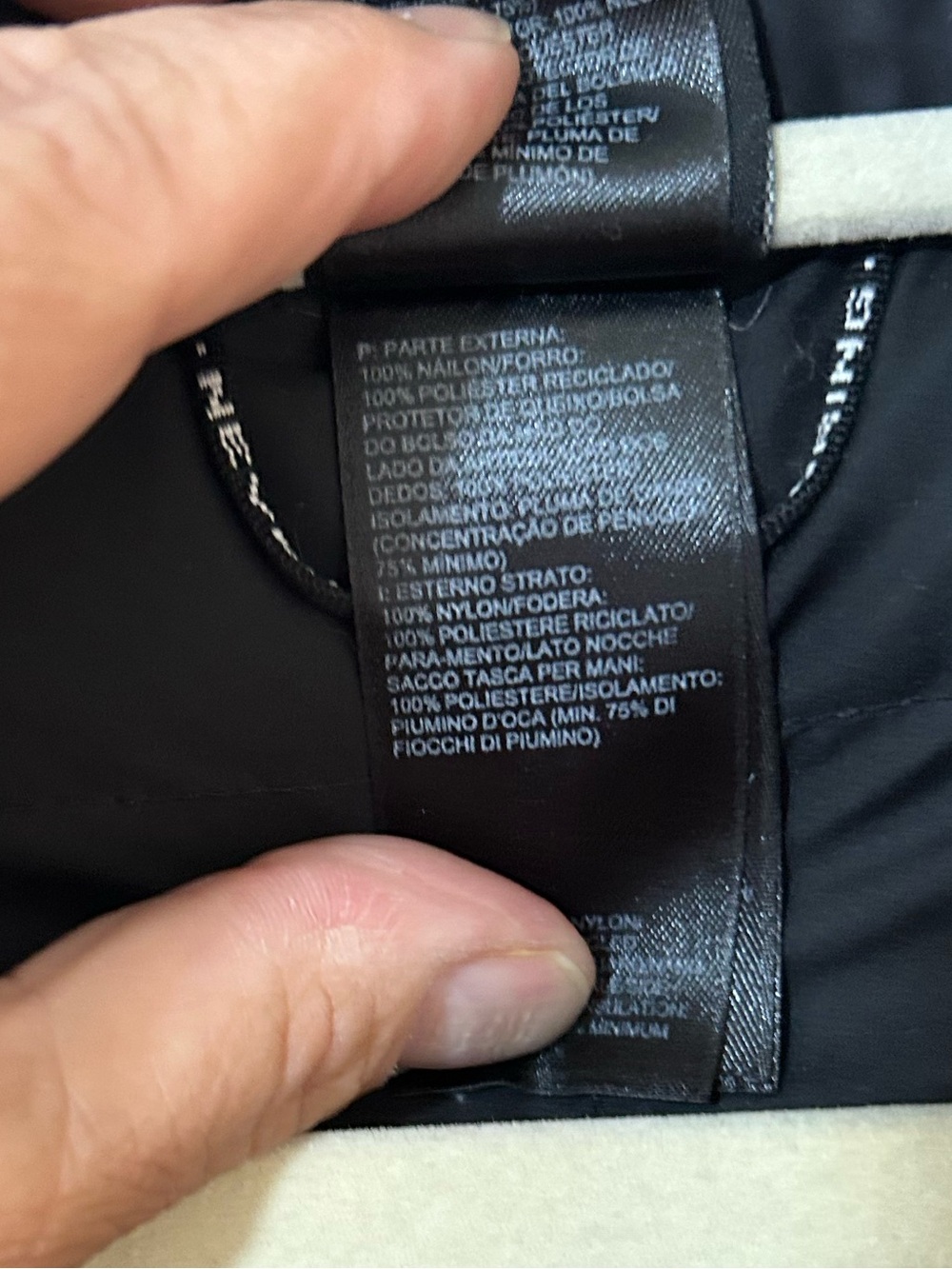 The North Face Women's XL Long Puffer Coat in Black - Picture 8 of 10